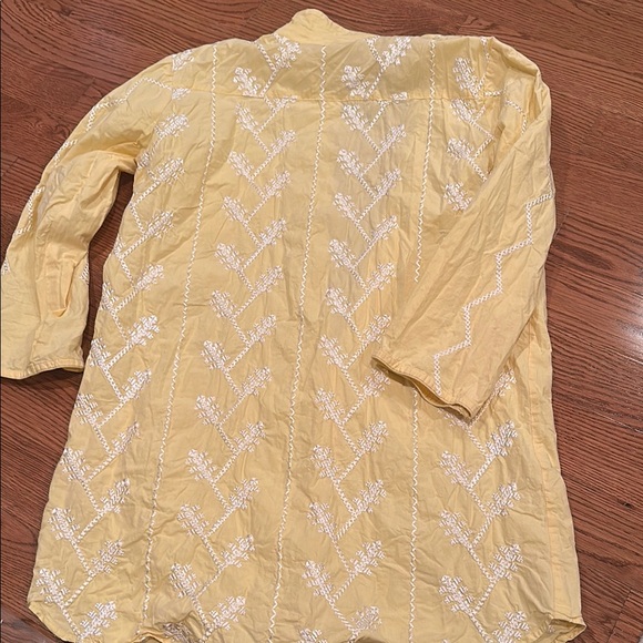 Yellow Embroidered Button-Up Tunic - Picture 3 of 3